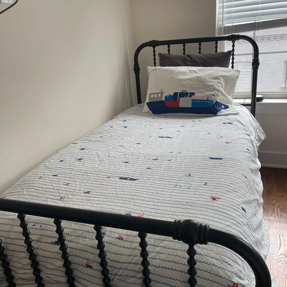 Ikea TWIN bed set